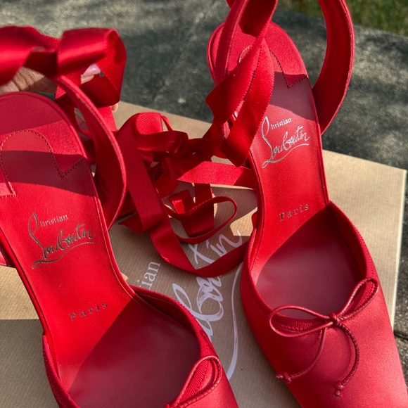 Christian Louboutin Cassia Ballerina Pumps - Picture 2 of 8